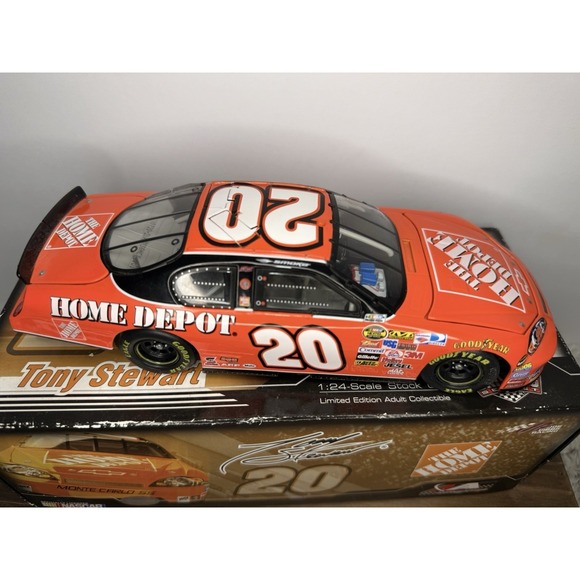 Tony Stewart 2007 #20 Home Depot Monte Carlo SS – 1:24 Action Diecast NASCAR - Picture 6 of 12